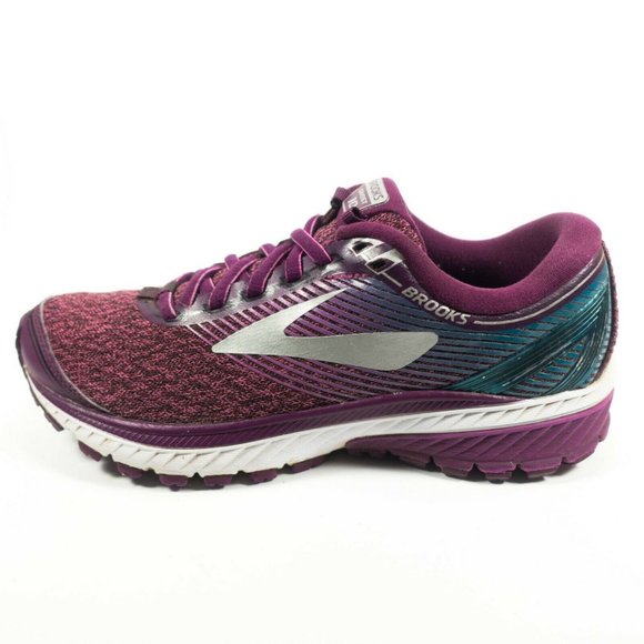 brooks ghost 10 size 7